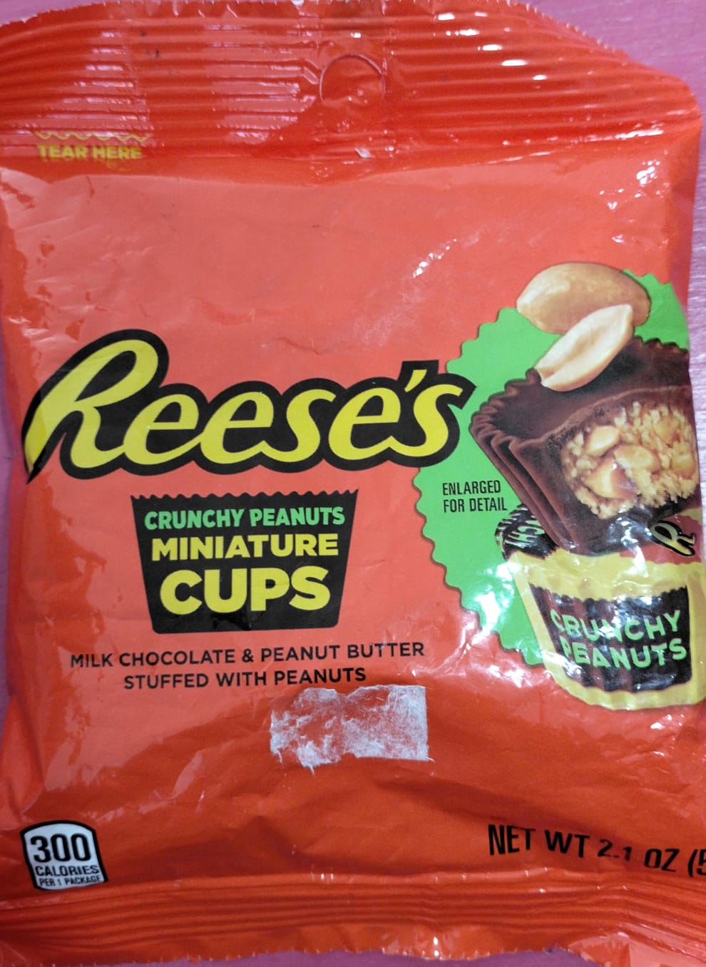 REESES CRUNCHY PEANUTS MINIATURE